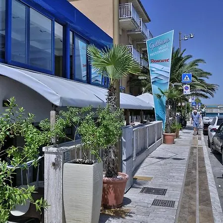 فندق Gabbiano 3*
