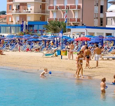 Hotel Gabbiano 3*
